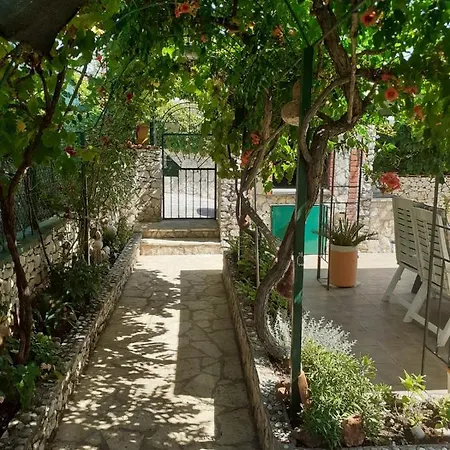 Marin Apartment Razanj